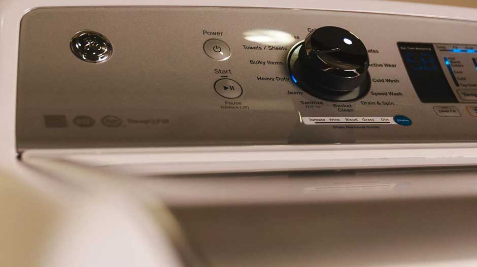 How to remove the agitator from a GE washer
