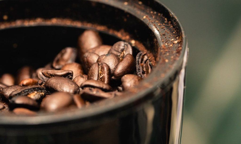 cleaning your coffee grinder