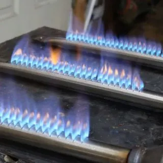 types of gas grill burner