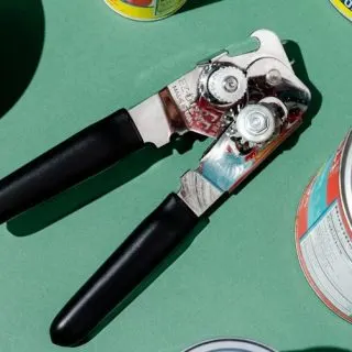 how to clean a can opener