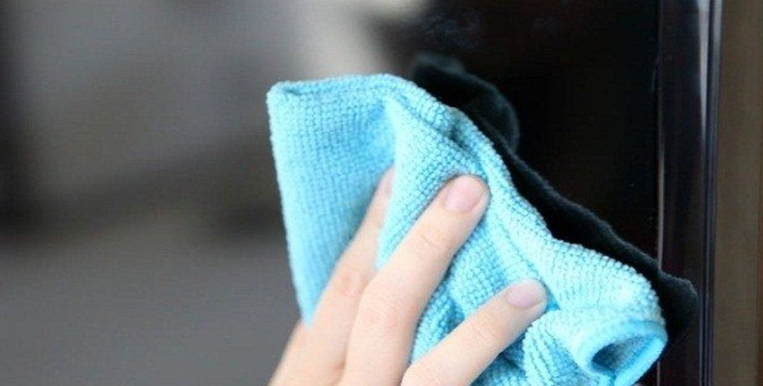 How to Clean a Flat Screen TV The Indoor Haven