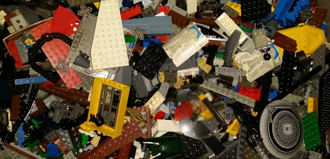 How to Clean Legos