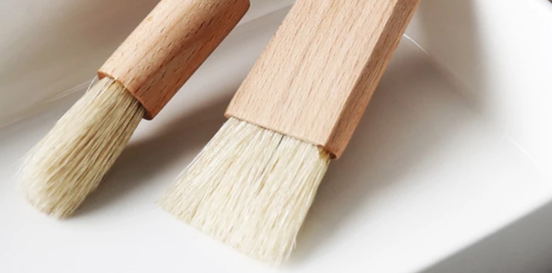 Basting Brush vs. Pastry Brush: What are the Differences. Which do I Need