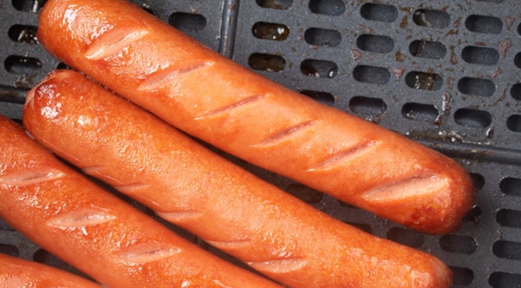 How to Cook Hot Dogs in an Air Fryer