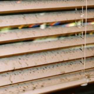 how to clean dirty blinds
