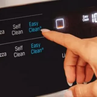 how to use a slef cleaning oven