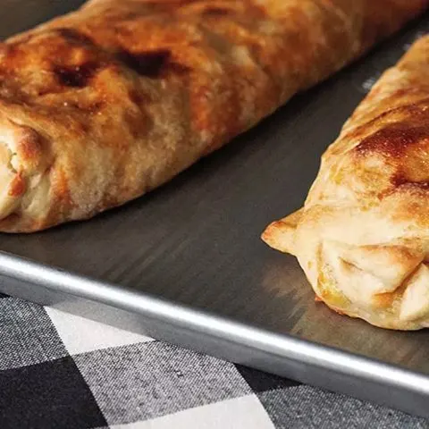 Why Do Baking Sheets Bend in the Oven?