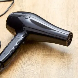 How many Amps Does a Hair Dryer Use