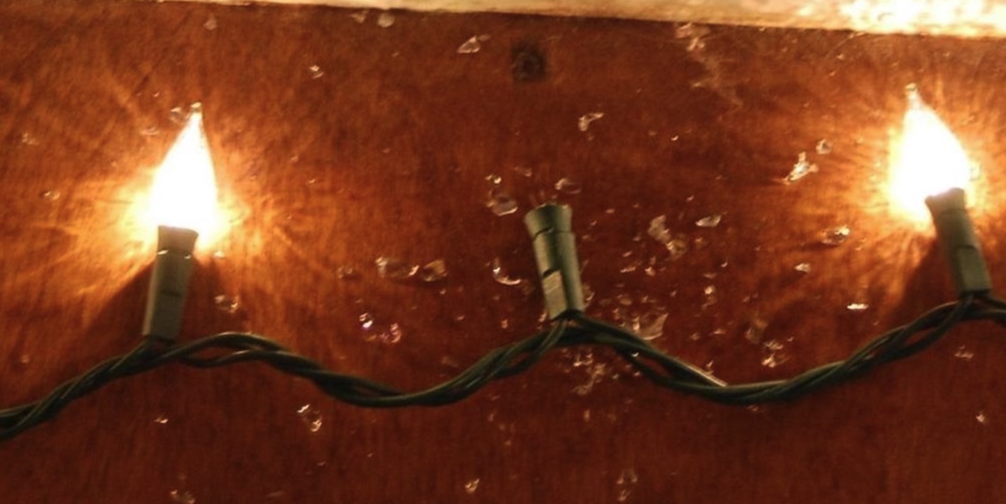 How to Find the Bad Bulb on Christmas Lights The Indoor Haven