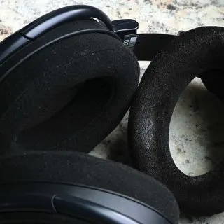 How to Clean Headphone Ear Cups